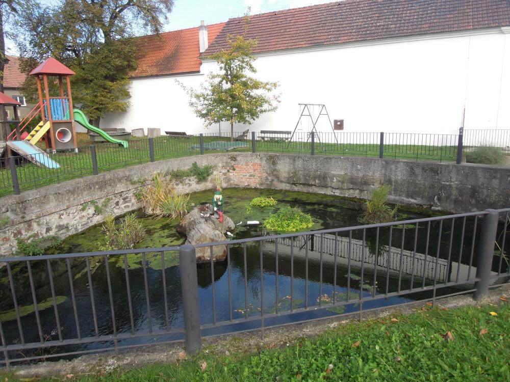 Prameniště Únětického potoka v Kněževsi