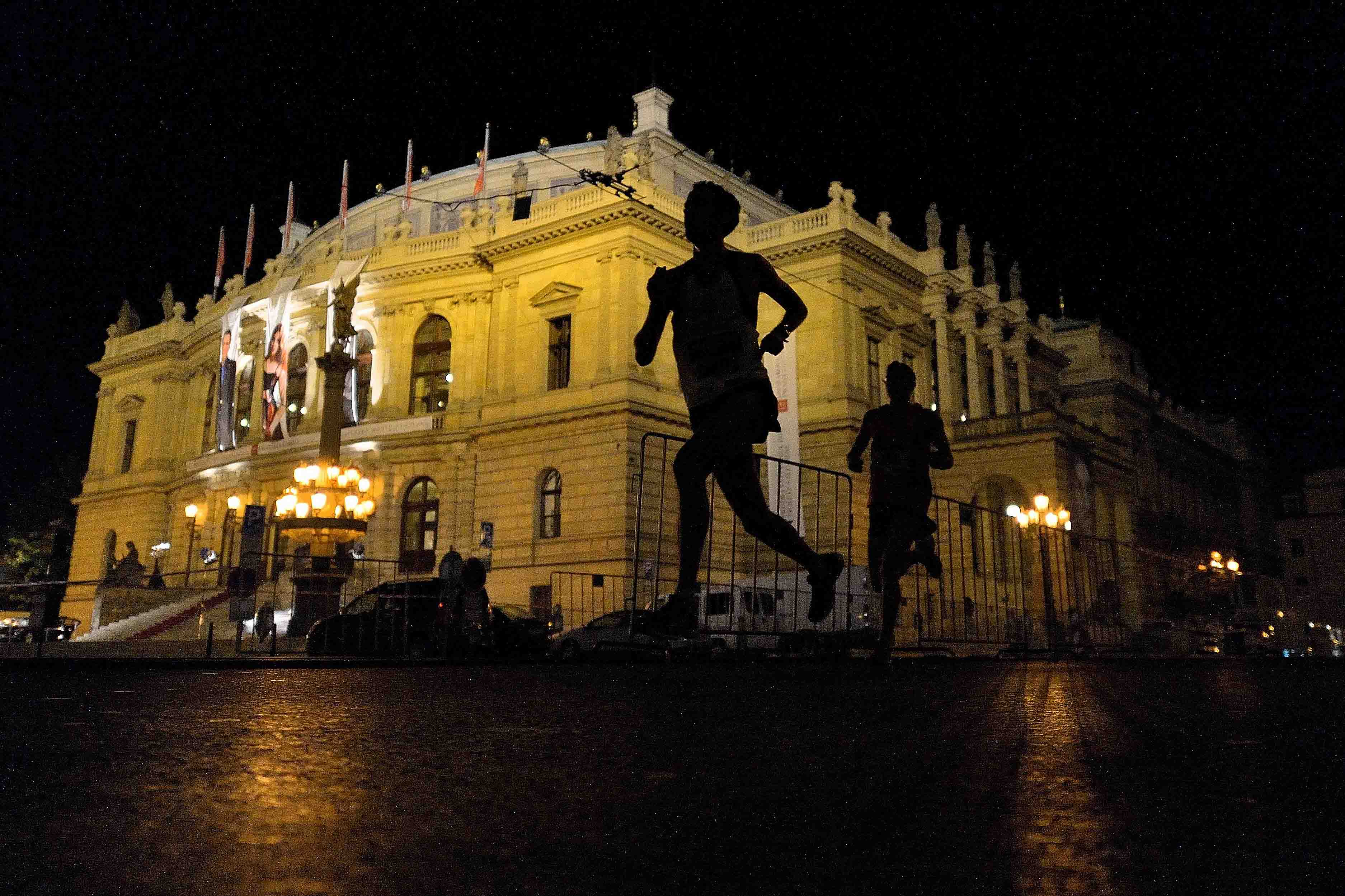 Večerní závod O2 Grand Prix Praha je opět tady.