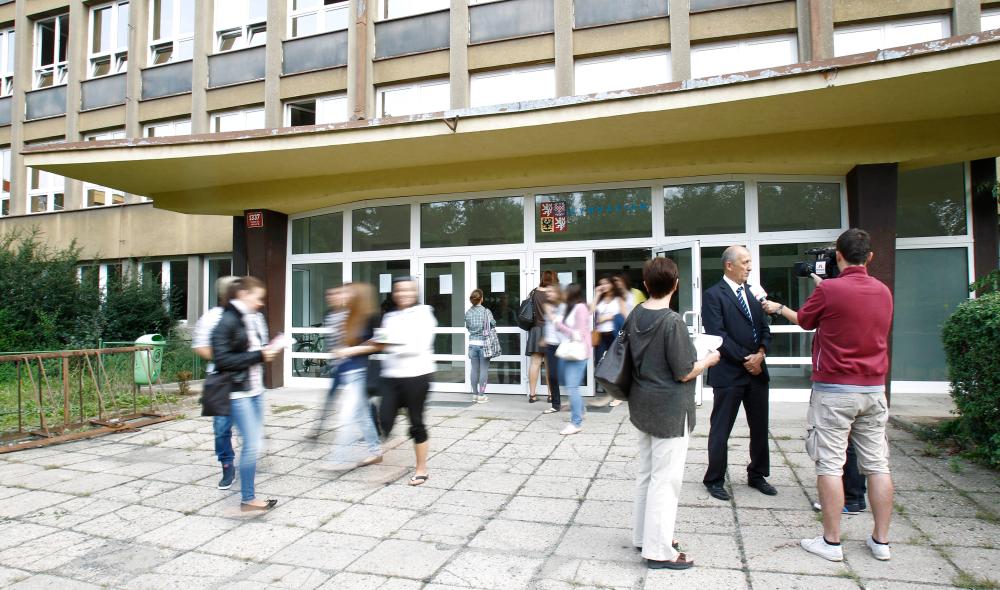 938319_2011-09-01 - Návštěva ZŠ Vinohradská a Gymnázia Přípotoční