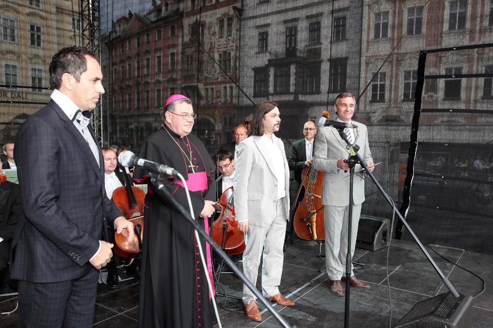 918384_2011-07-01 - Třetí ročník Oslav Prahy byl zahájen