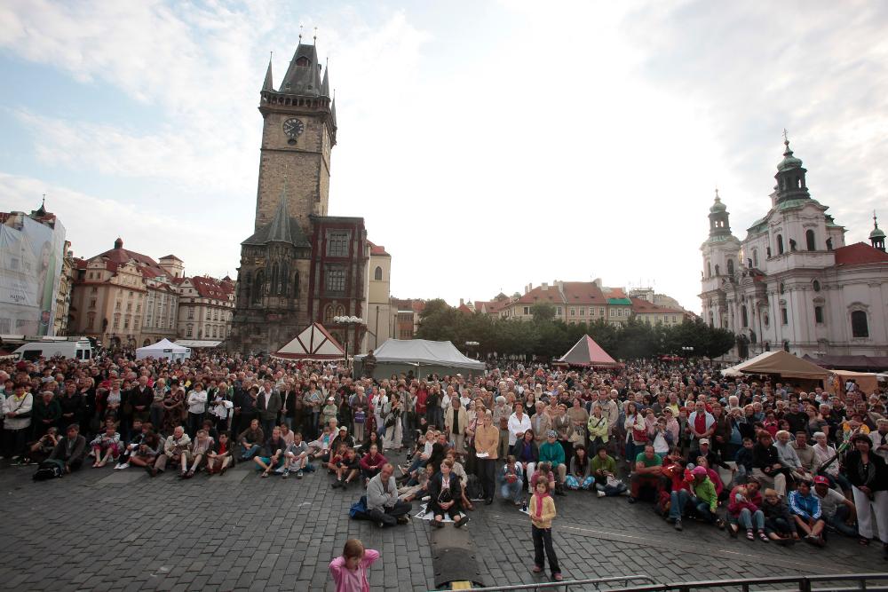 918386_2011-07-01 - Třetí ročník Oslav Prahy byl zahájen