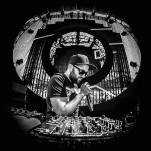 gramatik_press_01