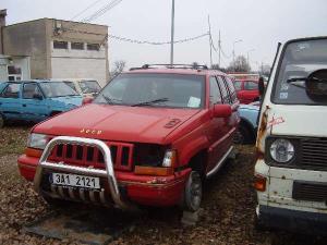 c_110_jeep_cherokee_3a1_2121_cez_jpg