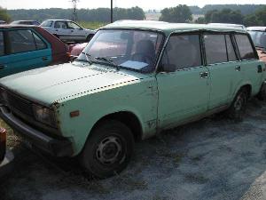 c_120_lada_2104_int_jpg