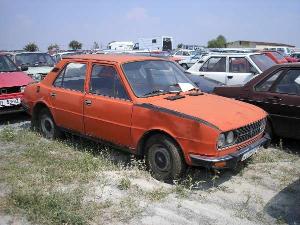 c_130_skoda_120_int_jpg