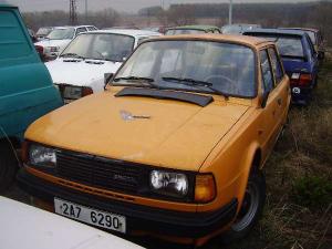 c_42_skoda_105_s_hnz_jpg