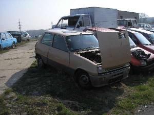 c_74_renault_5_bez_zlata_jpg