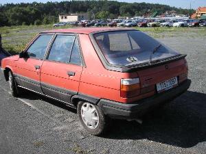 c_79_renault_int_jpg