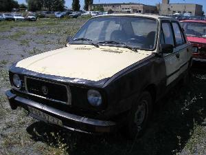 c_86_skoda_105_int_jpg