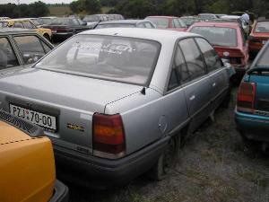 x182_opel_omega_stribrna_jpg