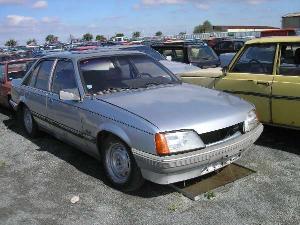 x199_i_opel_rekord_stribrna_jpg