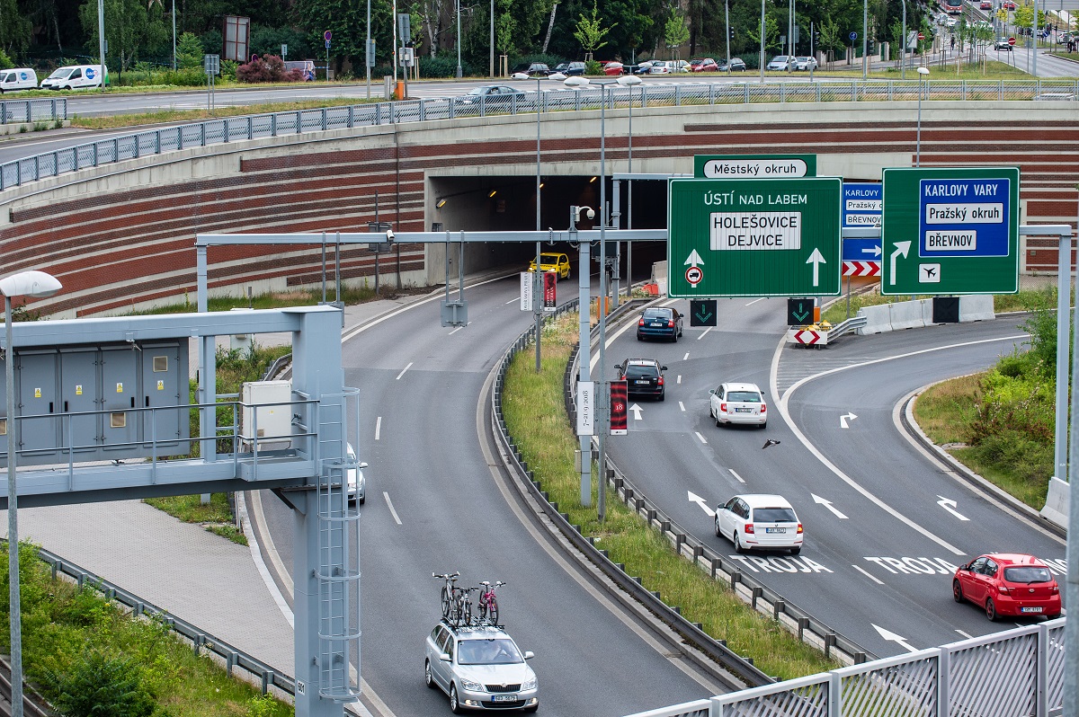 Brusnický tunel