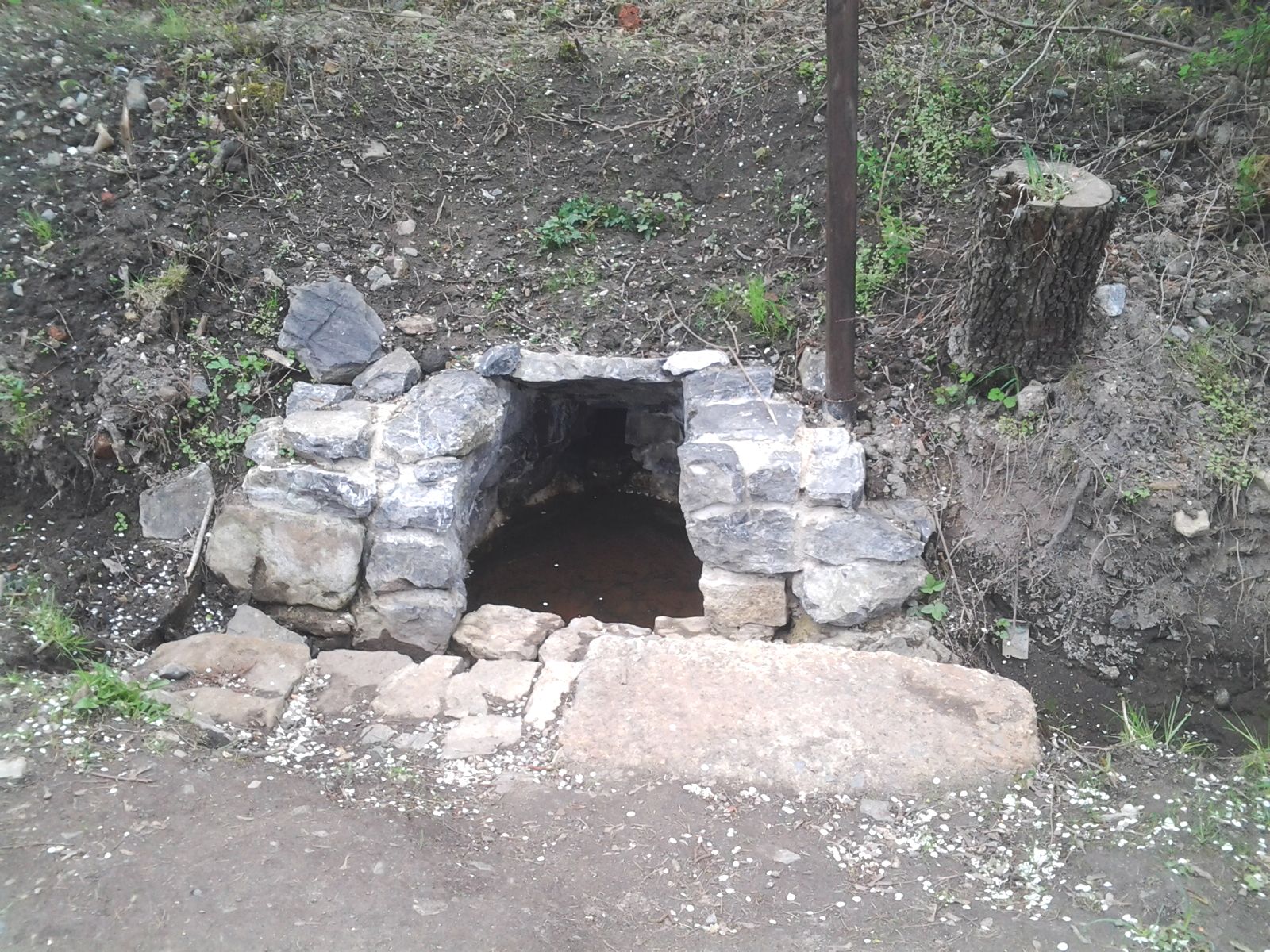 Pražské studánky –  studánka Pod Děvínem, ilustr. foto